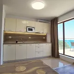 Cabacum Pleasure Beachfront - 50m To And Pool Ξενοδοχείο με διαμερίσματα
