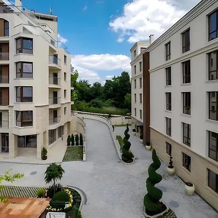 Апарт-отель Cabacum Pleasure Beachfront - 50m To And Pool